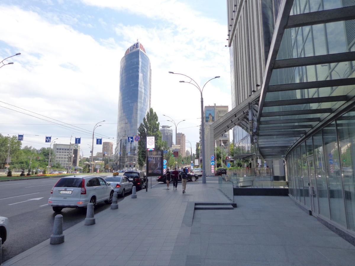 Vip Apartment Studio On Lesi Ukrainky 17 Blvd Kiev Luaran gambar